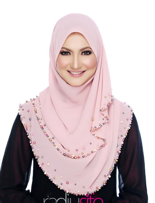 وشاح جديد وصل حديثًا