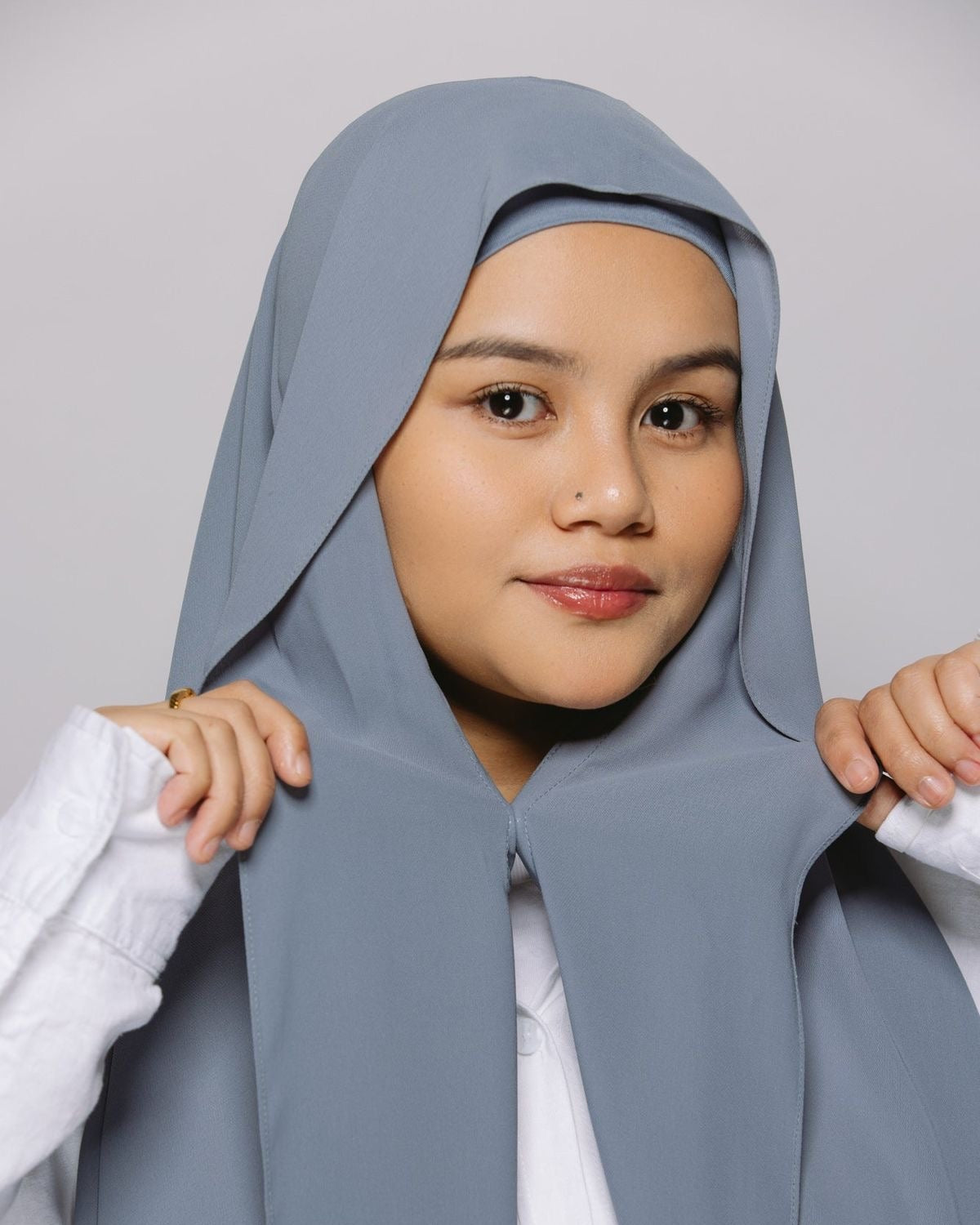 حجاب مغناطيسي بدون دبابيس